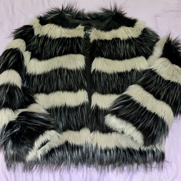 GUESS Faux Fur Coat - Picture 2 of 6